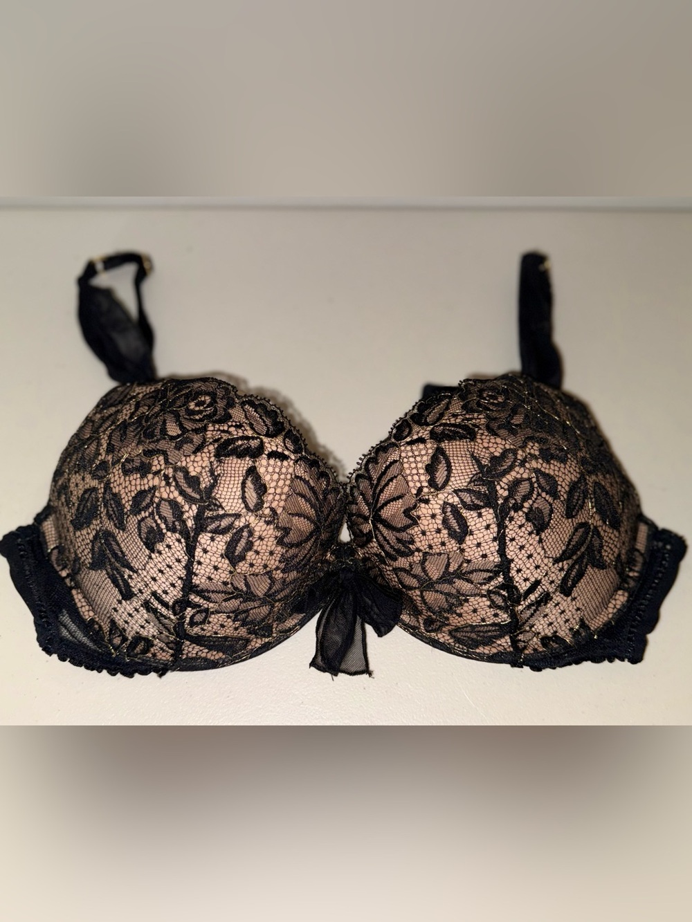 Victoria’s Secret Very Sexy Black Lace Vintage Push-Up Bra 38B EXCELLENT COND